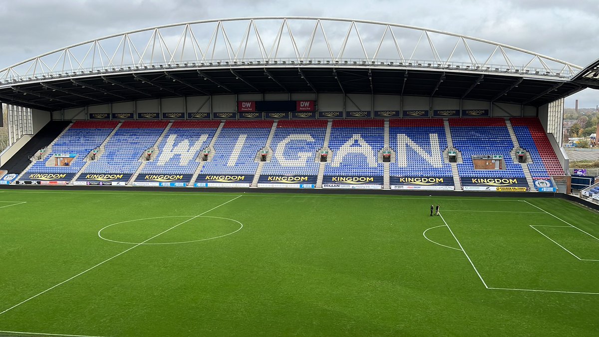 DTHPainting's tweet photo. Busy Monday @DTHPainting doing a few jobs over at @DWStadium ahead of the @RLWC2021 double header on Saturday, all part of our #boa partnership with @LaticsOfficial #believe #RLWC2021 https://t.co/a83lsTezzQ