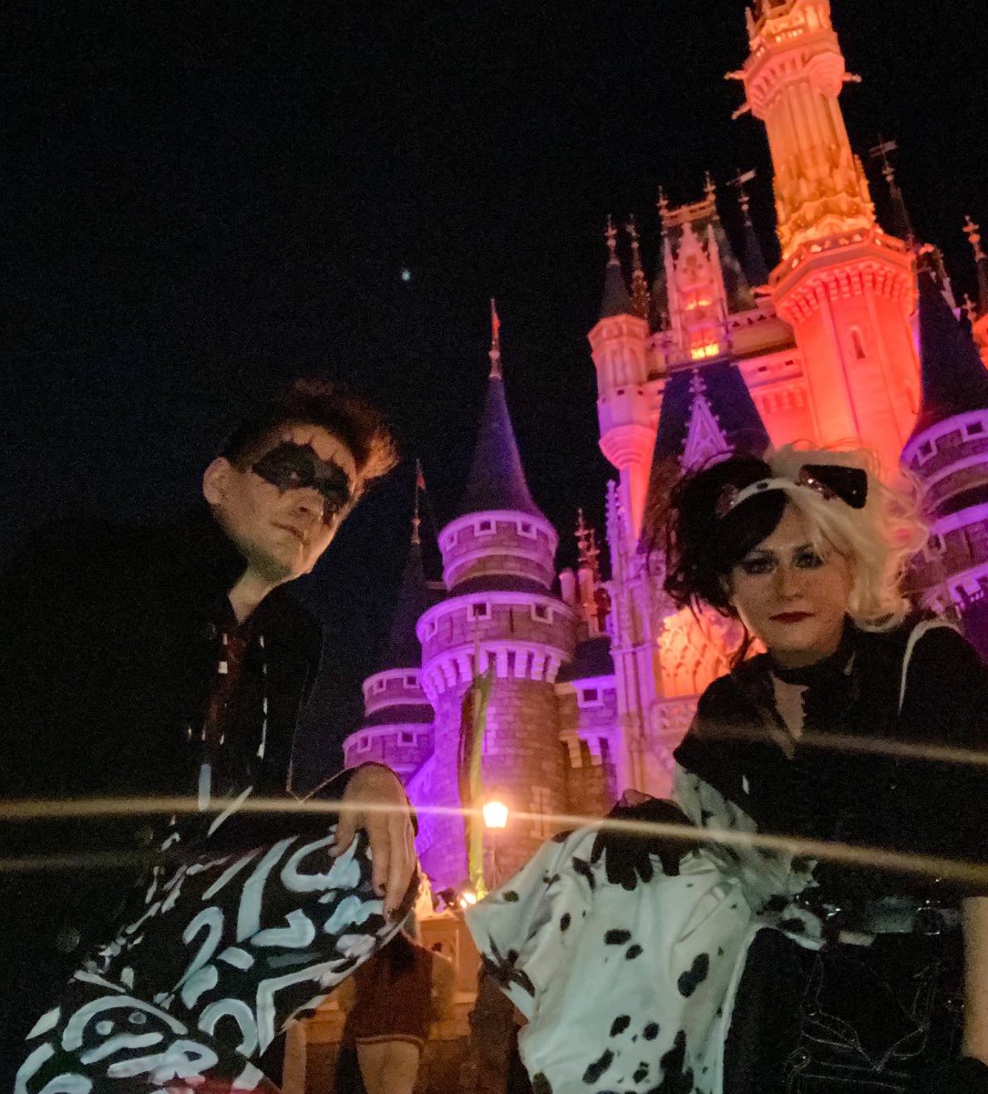 Mallefae's tweet photo. Day 2: This time we got in trouble with a staff for looking “too real” because “people may not understand &amp; approach us” so I am gladly accepting our new titles as the real Cruella and Artie. That’s what happens when you’re born brilliant, bad, and a little bit mad😈 @A_KashaX https://t.co/gRiMEoBY5R