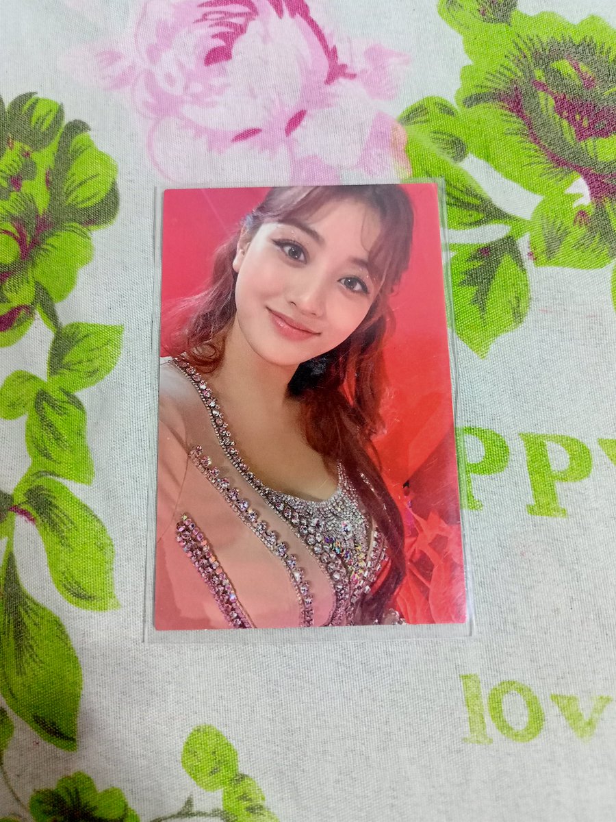 minasanaXx's tweet photo. || WTB || LFS ||
1 Random retweeter will receive 20 gcash once sold
ALL TINGI

SIGNED 🏷️ 250
RP 🏷️200
RED BG 🏷️ 80 EACH 

✨prio payo✨
Moots help rt po♥️ https://t.co/8oFu1dOBcs