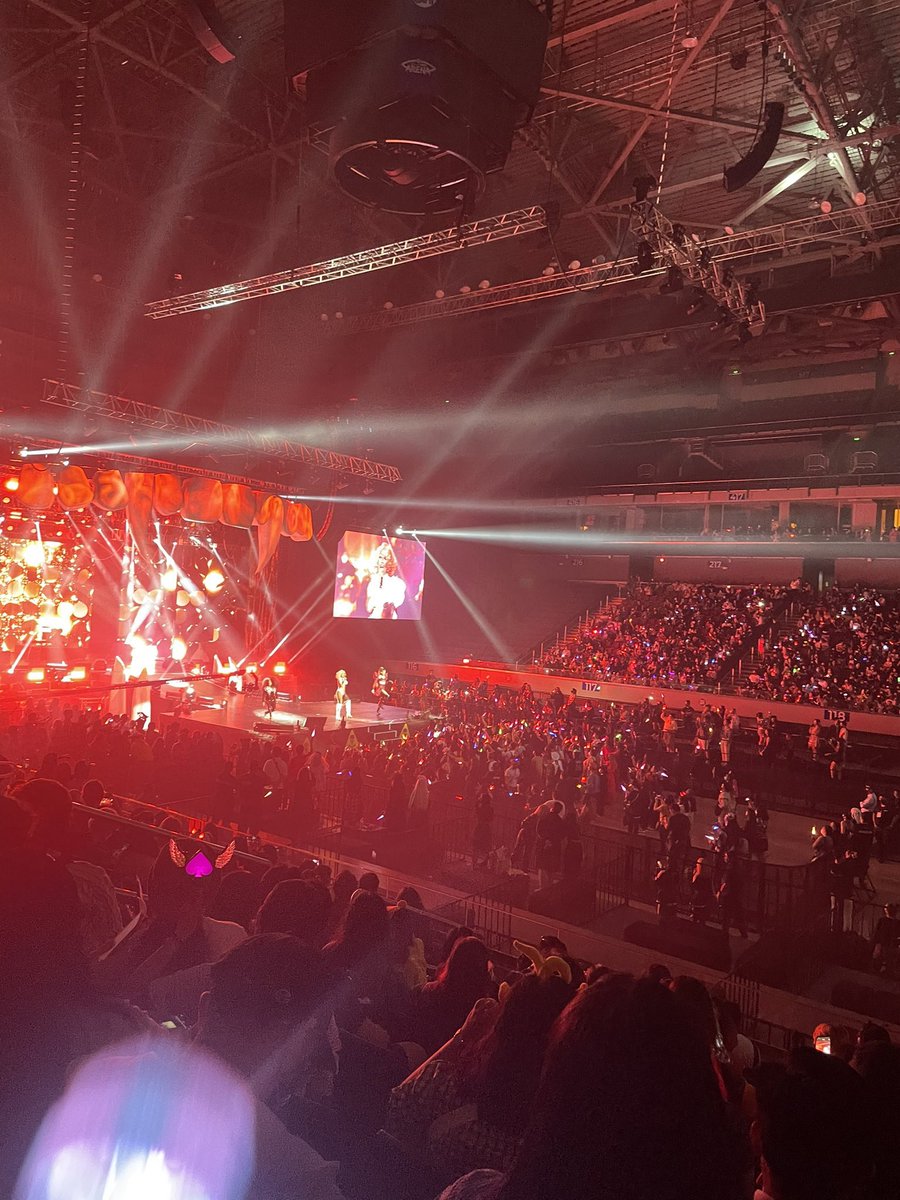 jungechoooo's tweet photo. ₱200 gcash giveaway 🫶

4 winners of ₱50 

rules: mbf, rt

just went to my 1st &amp; 2nd con of my life this week, and sobrang saya and super worth it! nasa core memory na to ng buhay ko 20 year old echo so happy! deserve 🫶

IpopUManila X Halyuween https://t.co/Y62Xy19yGW