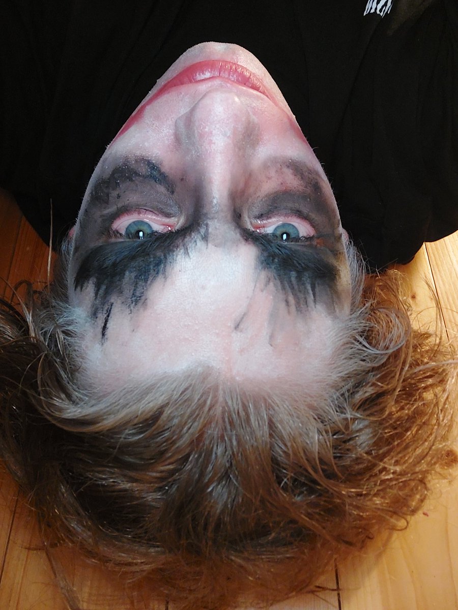 Derundo1's tweet image. Happy Halloween 🤡