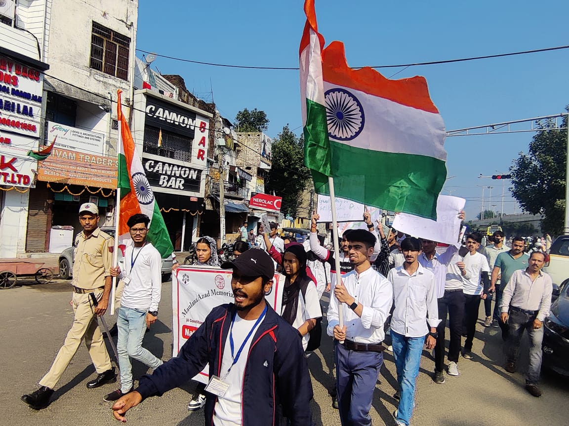 The NSS Unit of Maulana Azad Medical College, J&K, organised #RunForUnity, took the Integrity Pledge, and led an awareness rally across several parts of the city. #UnityRunWithNSS | #unityday