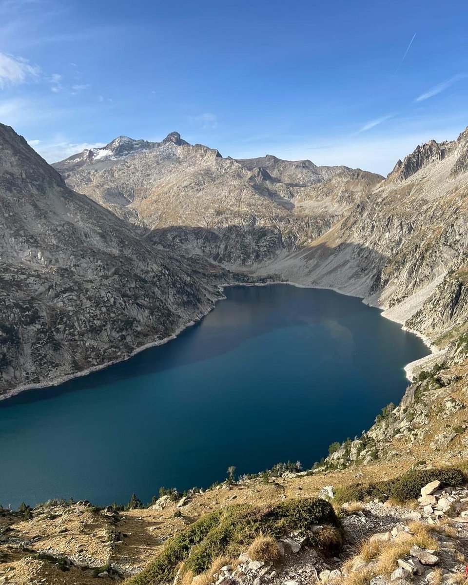 Meteo_Pyrenees's tweet photo. Cap de Long, Oredon, Auber et Aumar… et une sécheresse qui se poursuit. 🔥📷 @anne_lisedesc https://t.co/1ir2aaB8uP