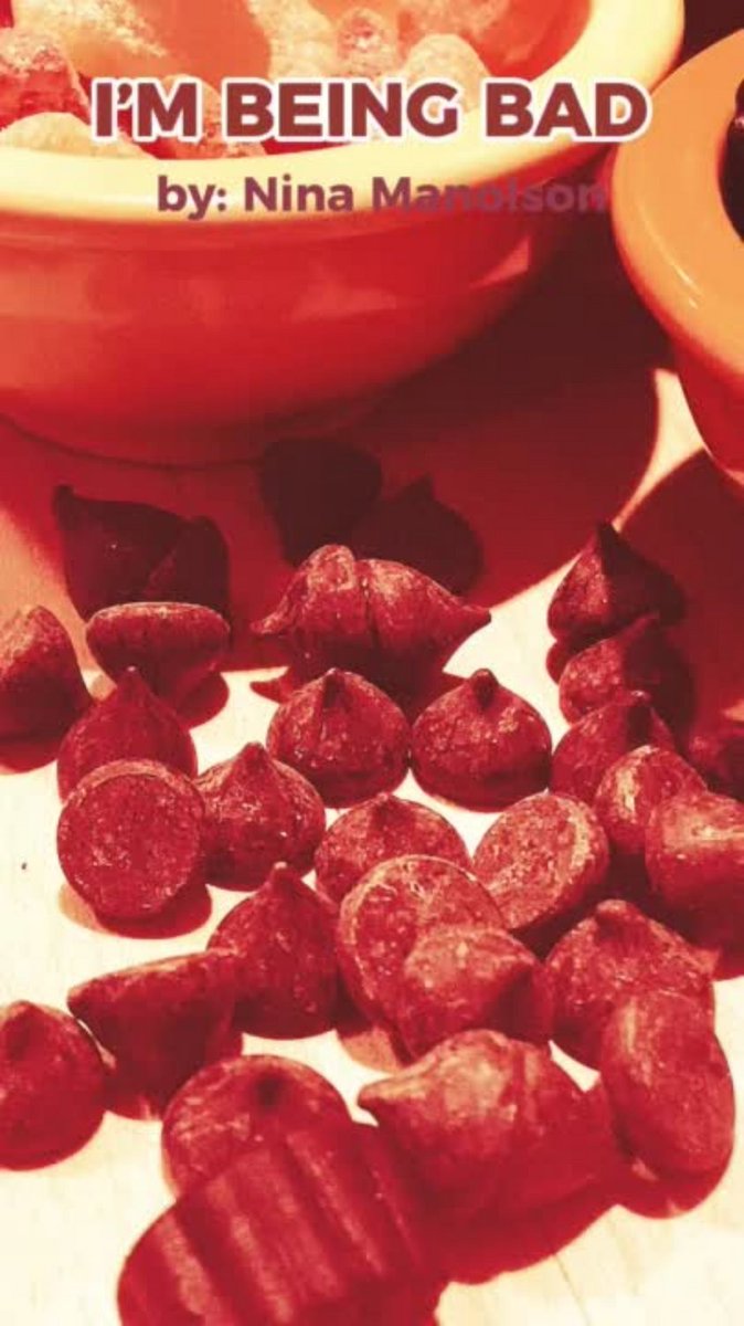 "I'm being bad!" 
If Halloween eating is kicking up the critical refrain of "I'm being bad" than this video-poem is for you. 

#halloweeneating #bodypeace #bodypeace  #halloween #antidiet #compassionateeating #selfcompassion #dietcycle #bodypeacecoach