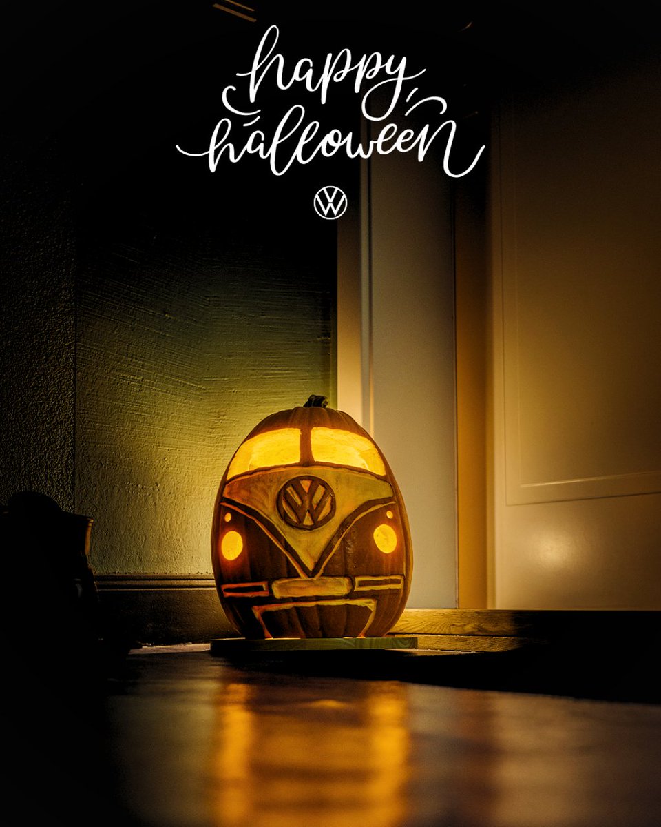 vwcanarias's tweet photo. ¡Feliz Halloween! 🎃

#halloween #vwcanarias #volkswagen https://t.co/eI6dCRA7kw
