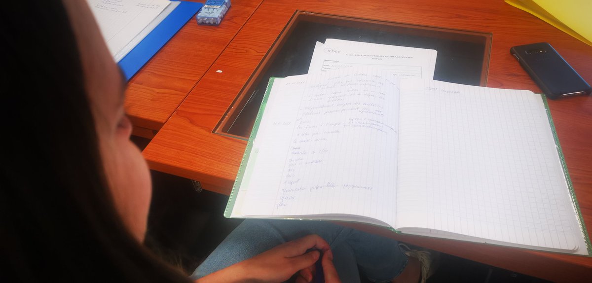 IFDEV78's tweet photo. #integration l'emploi des femmes primo arrivantes un des axes prioritaires du BOP104. @Prefet78 @AngeliqueKhaled @MariaGeusa1 @ManteslaJolie_ @DIRefugies https://t.co/4c0IOJ7Doq