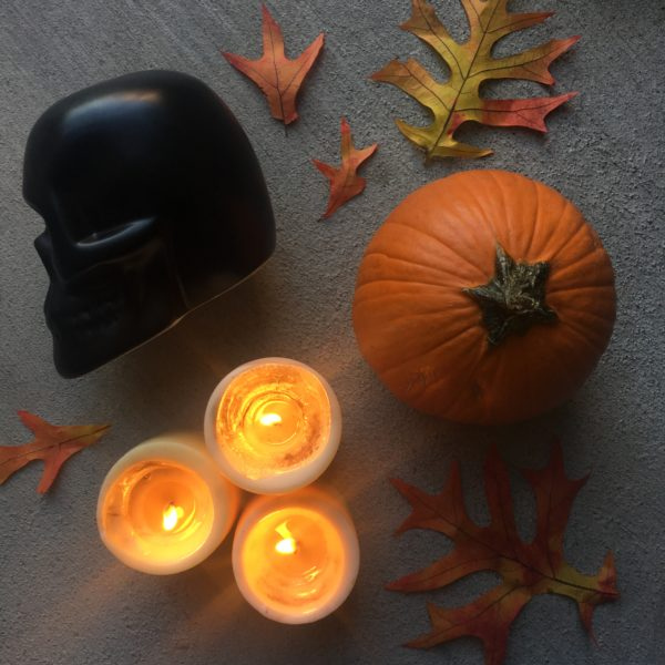 HAPPY HALLOWEEN!! 👻🎃👻🍂

Here are 10 Fun Ways to Get into the Spooky Spirit today --> bit.ly/3pn5WVY

#happyhalloween