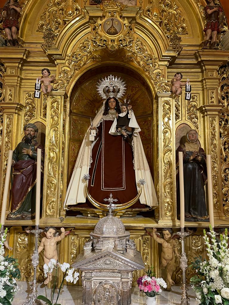 ArchCarmenSF's tweet photo. Nuestra Señora del Carmen Coronada, Patrona de la Armada Española y la ciudad de San Fernando ataviada para la festividad de los fieles difuntos.
#CarmenCoronada #LaIsladelCarmen #PatronadelaIsla #PatronadelaArmadaEspañola #CapitanGeneral #AlcaldesaPerpetua https://t.co/hlz6cnQotj