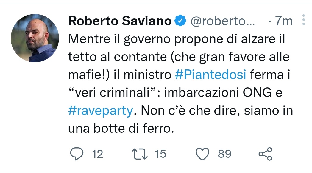 PifferoMatto's tweet photo. #Saviano, #ntuculo alla illegalità comprese ONG e #raveparty che violano la LEGGE https://t.co/c31kunbU6G