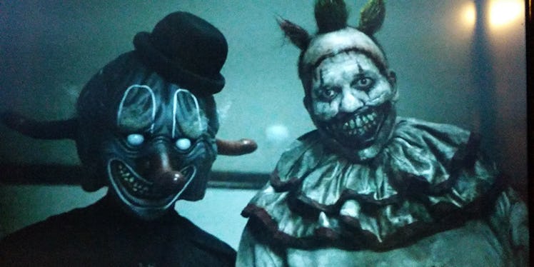 AHS_FRA's tweet photo. Joyeux Halloween à toutes et à tous ! 🎃👻🧙🏻‍♀️🧛‍♂️🔪🤡⛓ #Halloween2022 #AHS https://t.co/434d4n64hZ