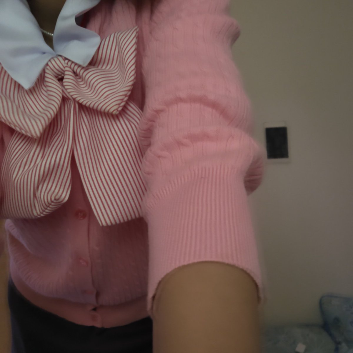oginamoto's tweet photo. ꒰ ୨୧ ˚ life lately  🌸. ꒱

LOVING MY UNIFORM 🤏 i'm having a hard time finding friends at school but slay pa 'rin ang rory gilmore era https://t.co/SRpkSDB9Bx