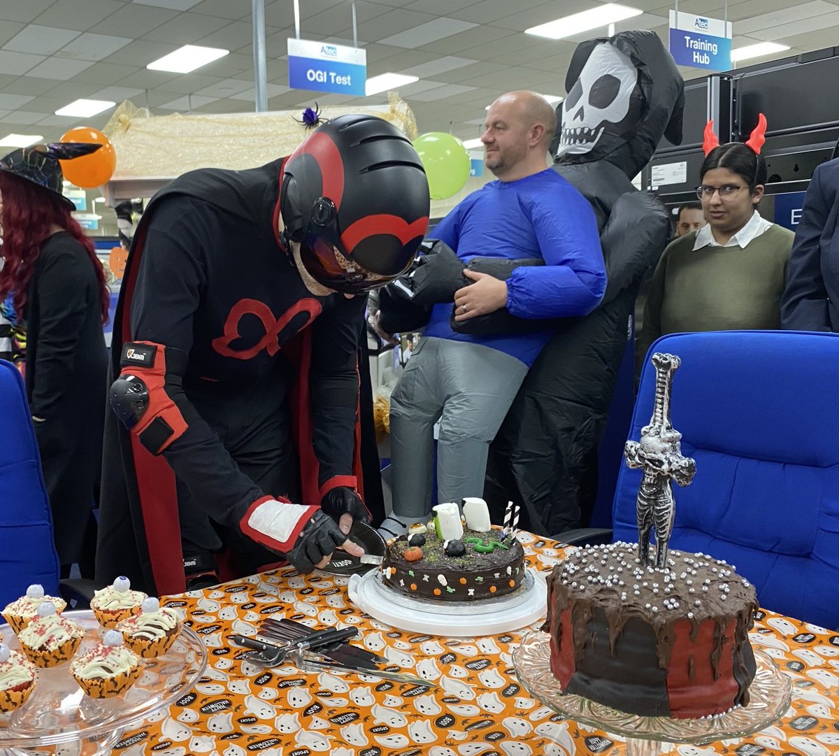 JeanieFM's tweet photo. It’s ⁦@atec_solutions⁩ October Cheer Fest today with creative cake baking and Hallowe’en fancy dress. John winning fancy dress and the superb Sarah winning best cake again.  Fab fancy dress and baking efforts guys. ⁦@Captain_MCR⁩ had difficult decisions https://t.co/aI0UEepm2T
