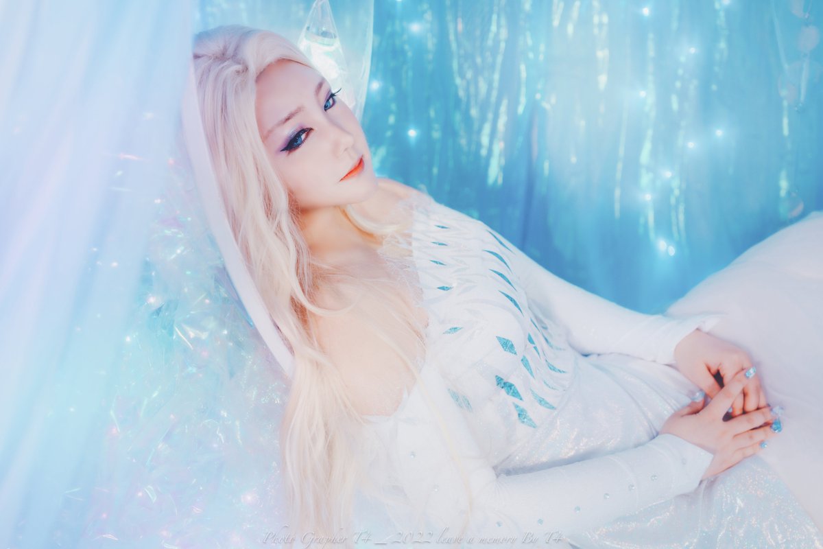 viyorr1's tweet photo. [Cosplay]

겨울왕국 2 (Frozen II)
엘사 (ELSA)

📸 @man_of_sweet
at @No_A_studio

#엘사 #겨울왕국 #겨울왕국2 #디즈니 #Elsa #Frozen #Frozen2 #Frozen2TH #Disney https://t.co/OUcjAbr2Qz