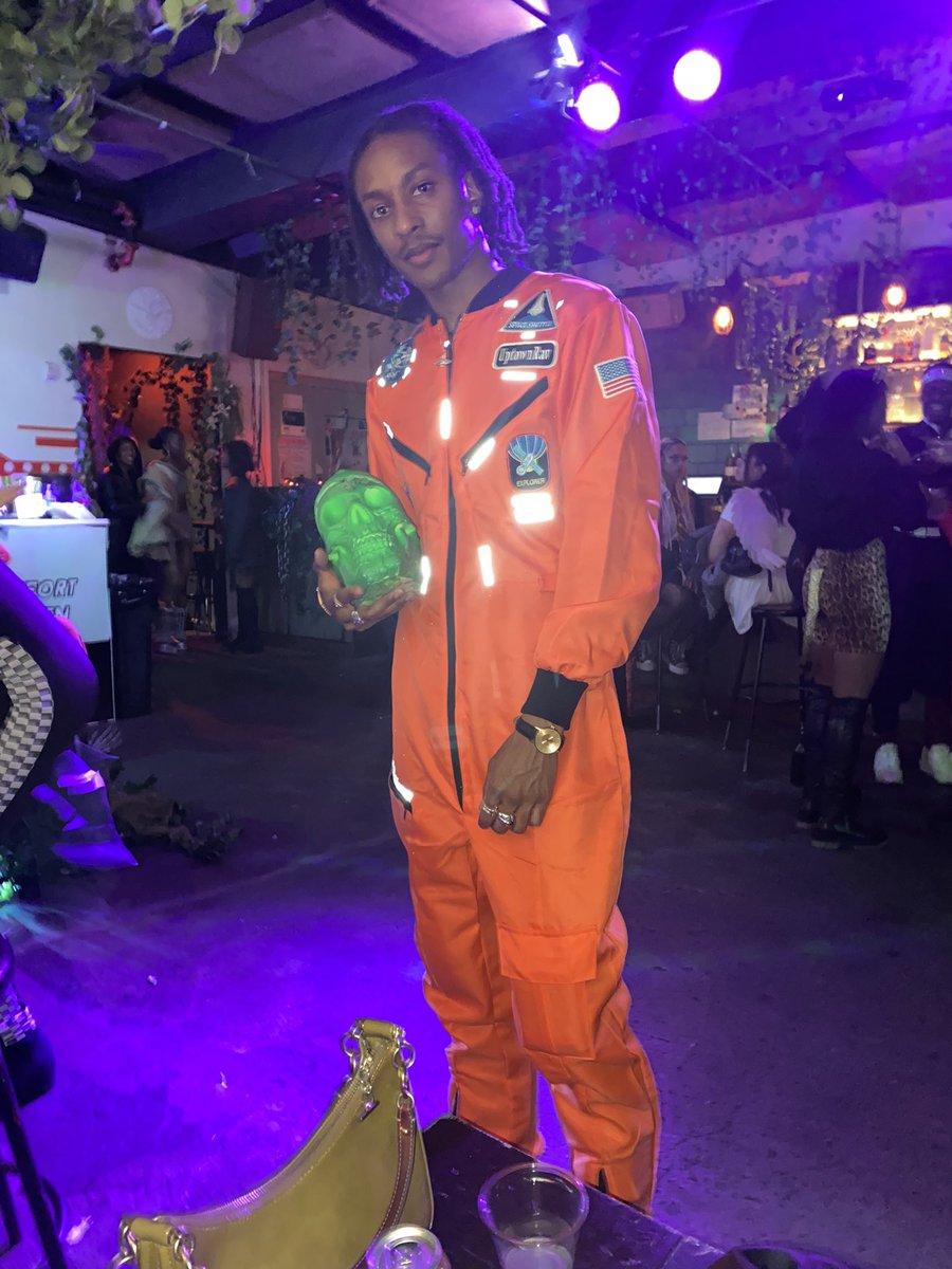 Uptownrav's tweet photo. I’m just up sitting on my bed in my costume thinking about how lit #wavecave was Saturday https://t.co/NNM9oZsXFm