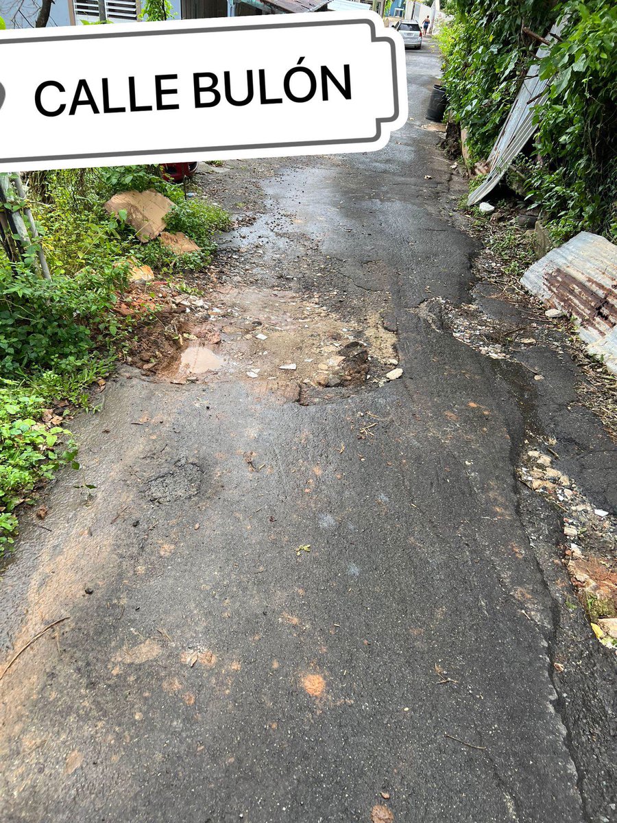 En #SanJuan Bo Bulón #adoptaunhoyo #pothole #potholes <a href="/skytrafficpr/">SkyTraffic</a>