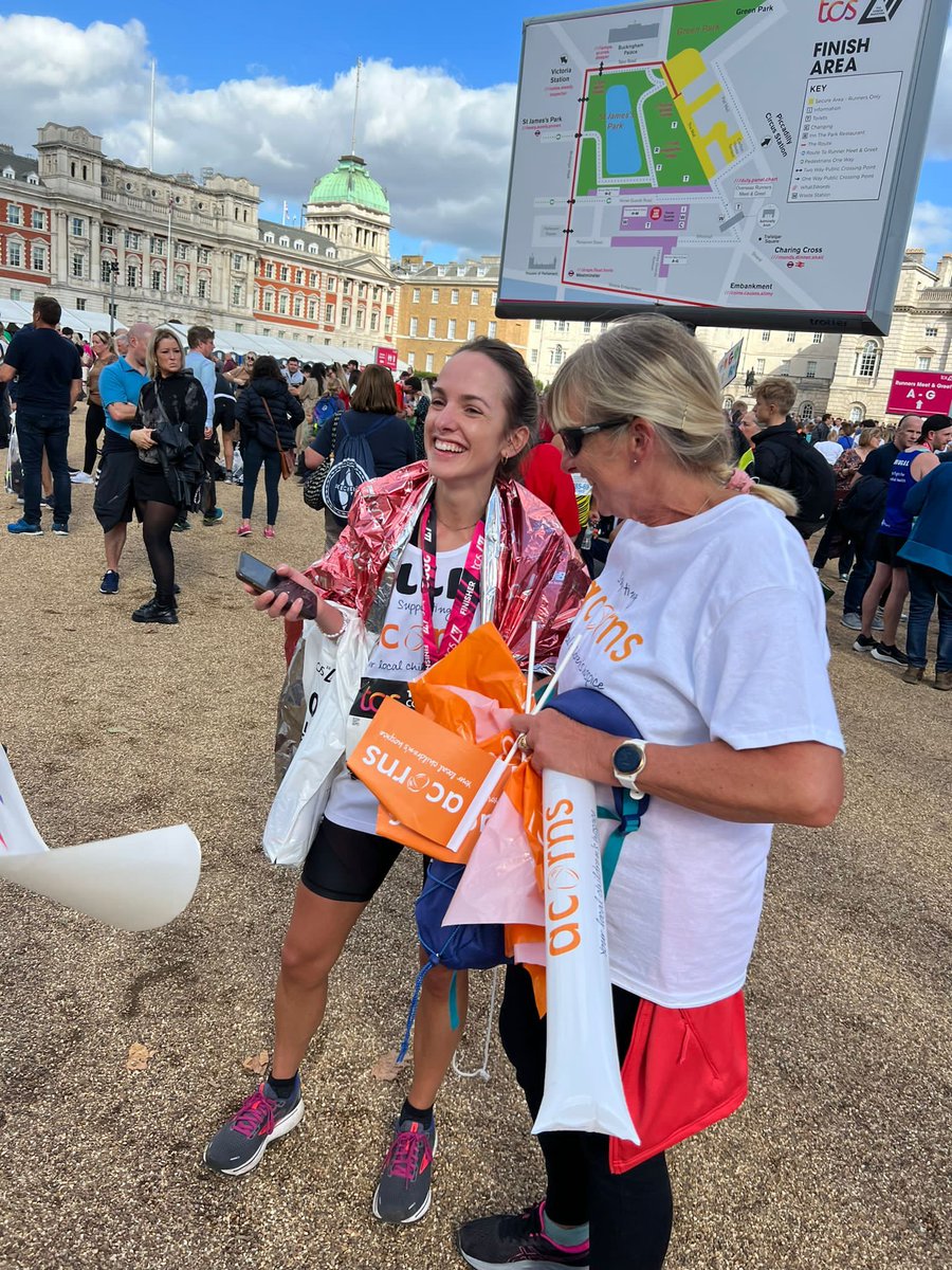 If you've missed out on a ballot place for @LondonMarathon 2023 the great news is you can still apply for one of @AcornsHospice limited Gold Bond charity places and run for #TeamAcorns 🏃 On your marks, get set, go - our application deadline is 18th Nov - bit.ly/3VTHZoi