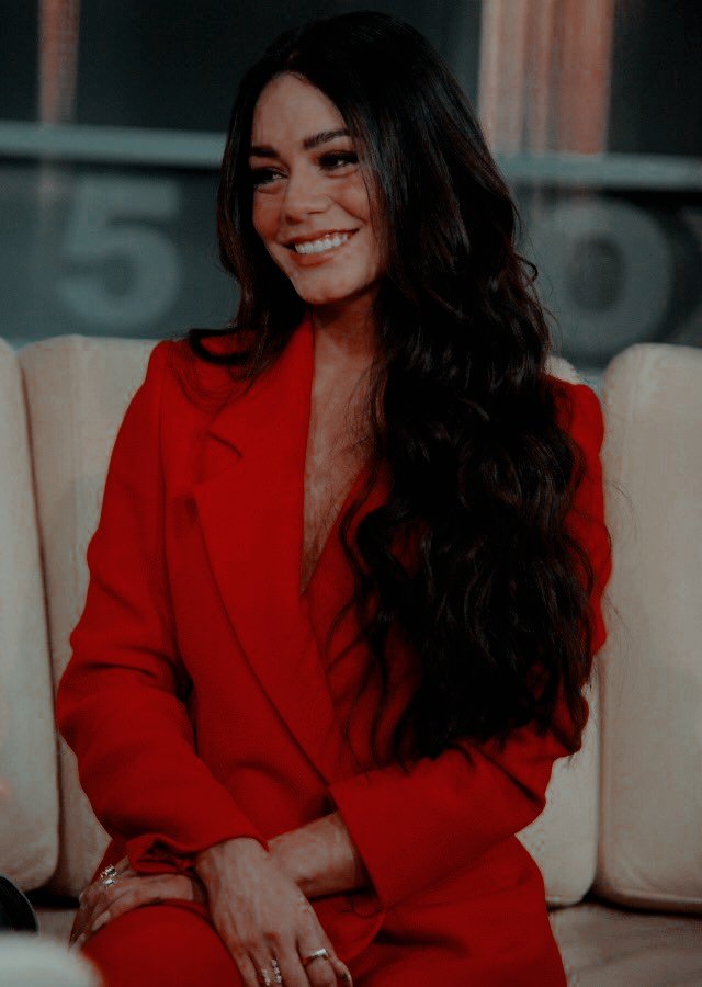 ㅤ
  ᅠᅠ  ،،̲ ▨  𝒏𝐞𝐰  𝒊𝐧𝐬𝐭𝐚𝐠𝐫𝐚𝐦  𝒑𝐨𝐬𝐭 ˒˒ 
  ᅠᅠ ﹫ 𝒑𝒄𝒊𝒔𝒄𝒏𝒅𝒆𝒎𝒄𝒏  𝘩𝘢𝘴  𝘴𝘢𝘪𝘥:
  ᅠᅠ  ━━━━━━  sweet  smiles
  ᅠᅠ ﹝ 𝗳𝗶𝘃𝗲   𝗺𝗶𝗻𝘂𝘁𝗲𝘀   𝗮𝗴𝗼 ﹞
⠀