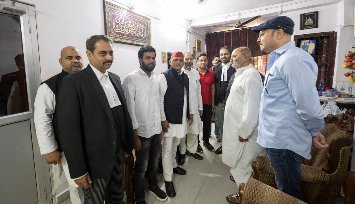 Akhilesh Yadav tweet media