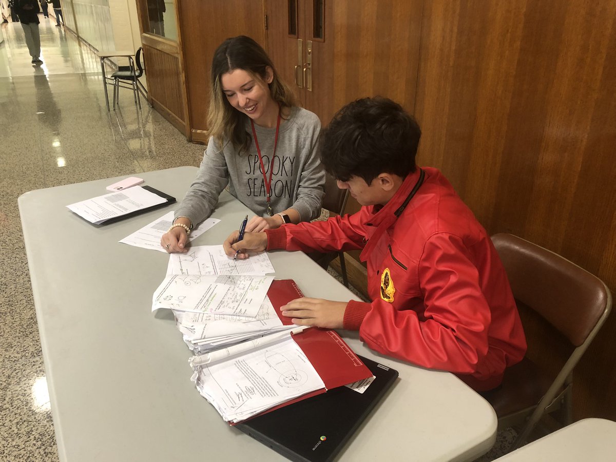 Zero period Tutoring on Halloween?  Scary good fun! <a href="/WheatleySchool/">The Wheatley School</a> <a href="/MsVulin/">Ms.Vulin</a> #EWLearns