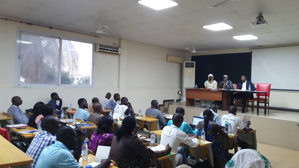 GenetiqueH_UCAD's tweet photo. Projet "#Sen_Genome"

Séminaire formation 26 leaders communautaires venus différents départements du Sénégal.
Le séminaire a vu participation effective de Académie Nationale des Sciences &amp; Techniques et Service Génétique Humaine FMPO/UCAD.

Salle des Prof, FMPO/UCAD; 22/09/2022 https://t.co/n61lN6cuSA