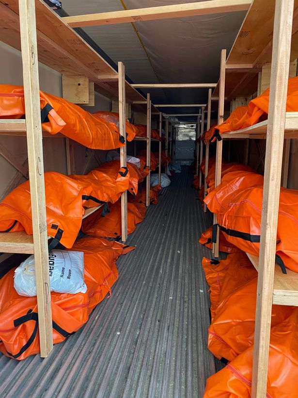 3 pic. When you think this, stacks and stacks of bodies, football stadiums of dead mothers, husbands, grandparents, 747s lined up loaded with dead children's bodies- millions dead and countless more disabled, is more "humane" than having to stay at home your brain is irreparably broken. https://t.co/pyUktRlCOs
