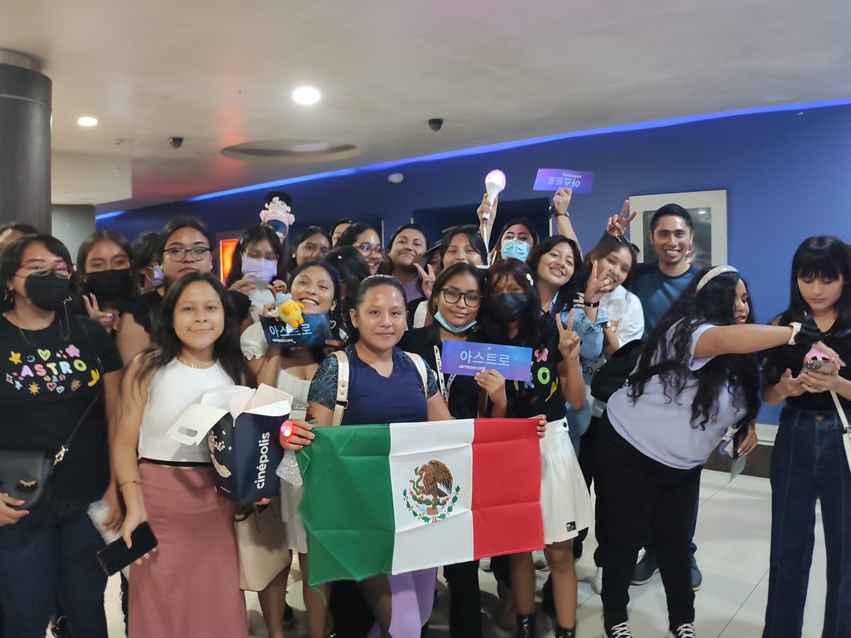 ArohaPaola's tweet photo. #ASTROSCOPE Que se repita! 💜🇲🇽 sin duda fue el mejor día #ASTROSCOPExMEXICO #ASTRO @fantagiogroup @offclASTRO #ArohaTabascoMexico https://t.co/ZPsvrXpH3a