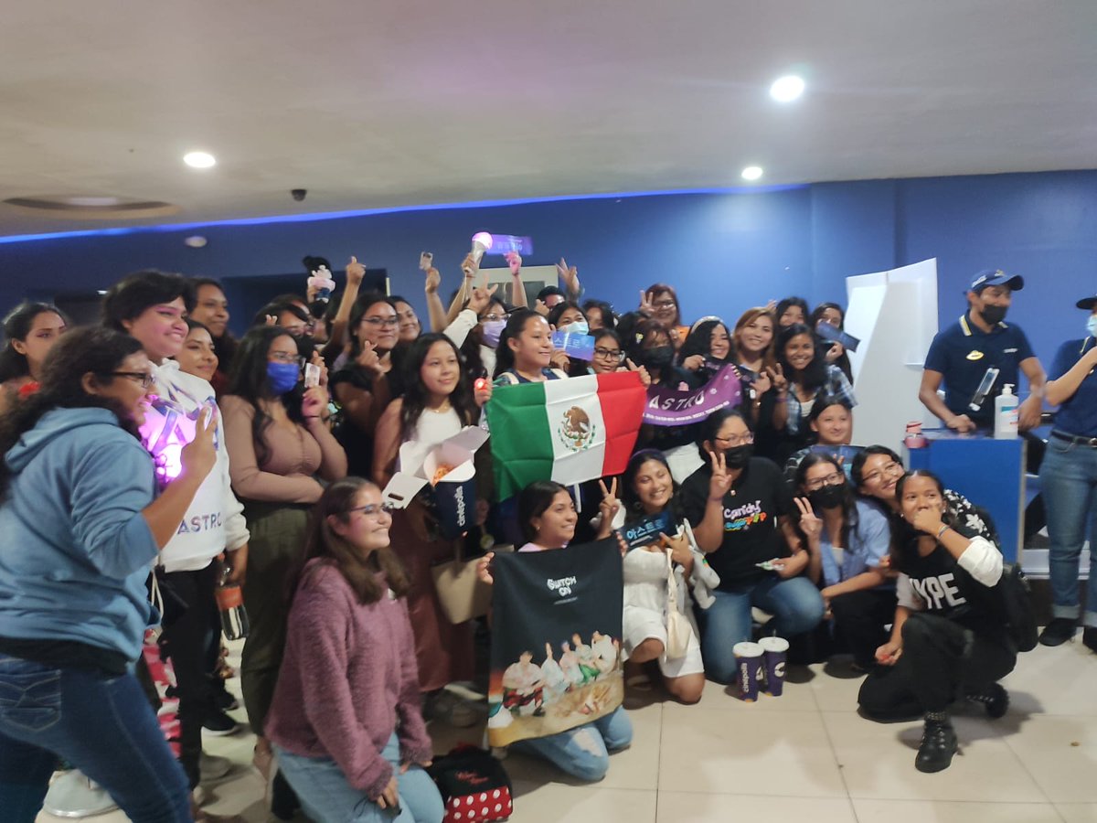 ArohaPaola's tweet photo. #ASTROSCOPE Que se repita! 💜🇲🇽 sin duda fue el mejor día #ASTROSCOPExMEXICO #ASTRO @fantagiogroup @offclASTRO #ArohaTabascoMexico https://t.co/ZPsvrXpH3a