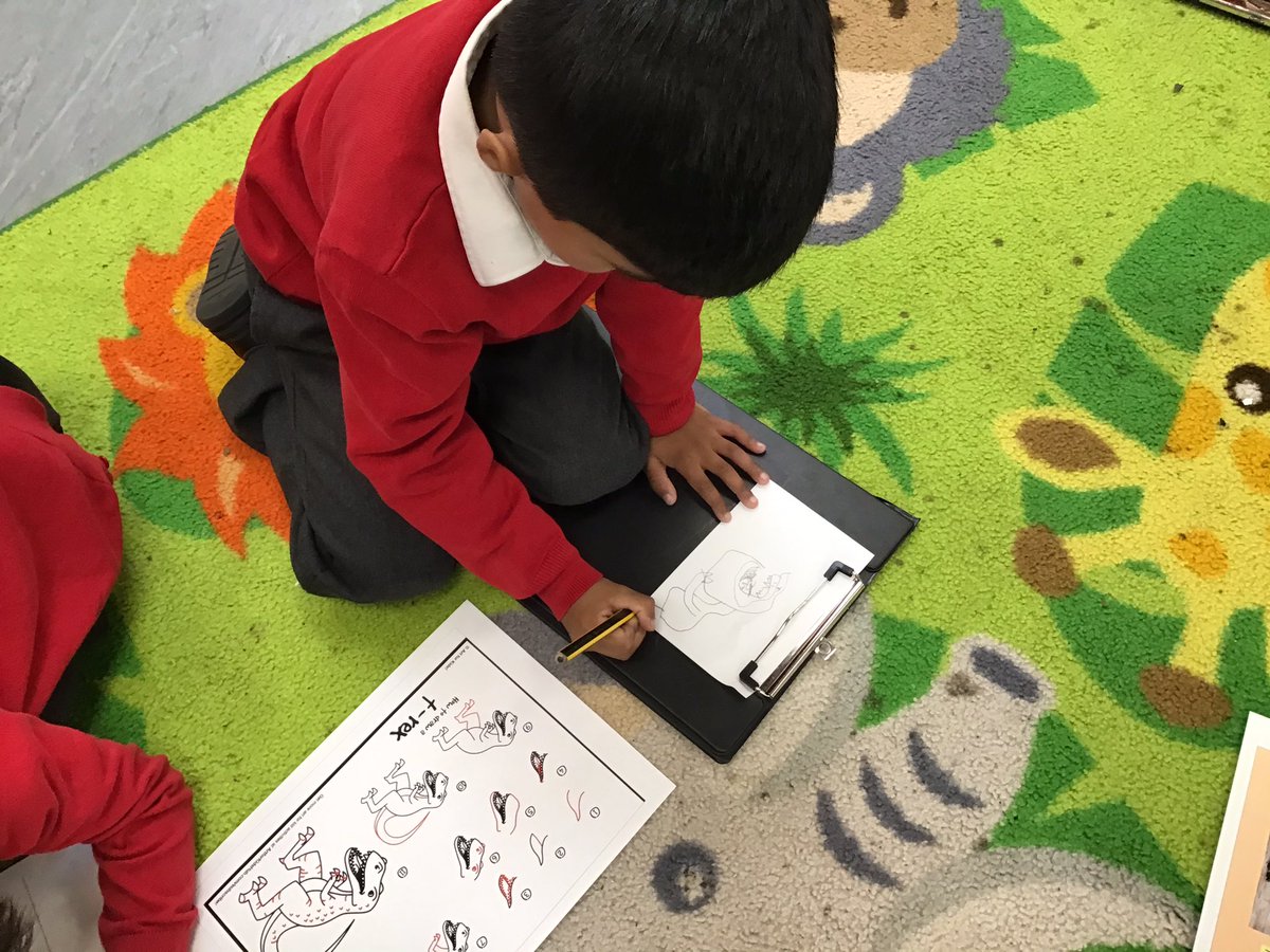 MissIsmailKMPA's tweet photo. I am so impressed with these dinosaur drawings from Class 6! All ready for our fact file dinosaur writing 😁 🦖 ✍️ 📝 @kestrelmead https://t.co/NGlrLnQDri