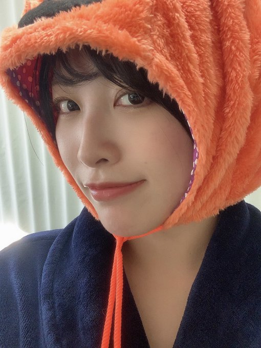 甘いもの苦手な私でも,たまに無性に食べたくなるのはBacchusです👻🎃  でもどちらかと言えばお酒と合うしょっぱい系のお菓子のほうが食べるかな&hellip;  いまは堅あげブラックペッパーとビールな気分🤣  11月23日のお誕生日会