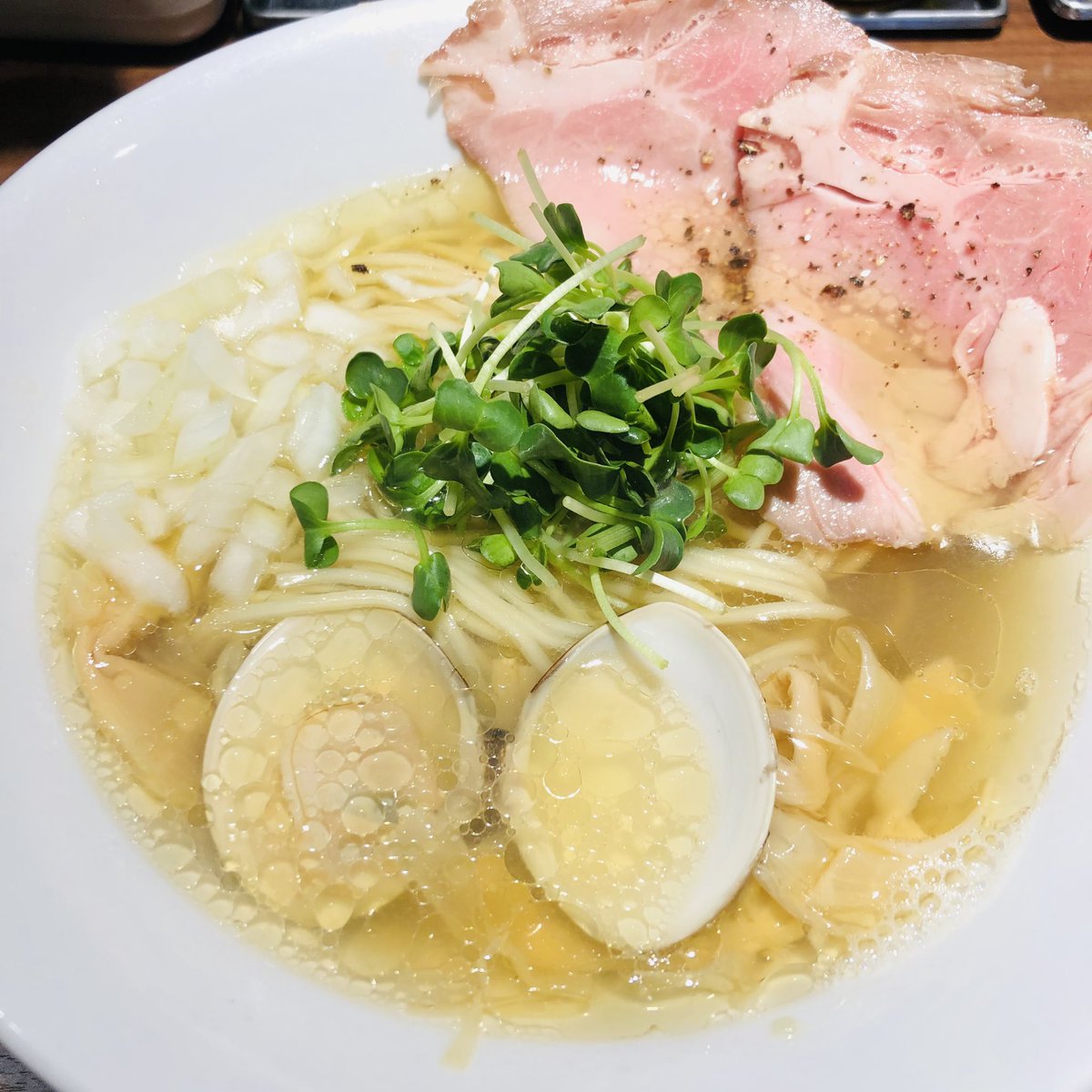 hypereeevee's tweet photo. Beautiful perfect shio-ramen,it’s 5.51$
#langtwt #ramen #Japan https://t.co/qHpHy59JAG