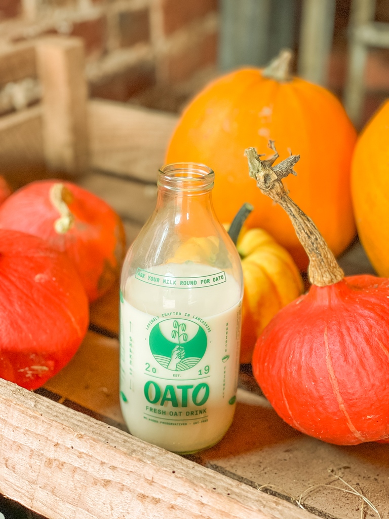 oatofresh's tweet photo. Happy Halloween!⁠
⁠
⁠
#oato #oatofresh #halloween https://t.co/fUrJunw4nY