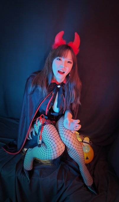 Halloween :)   想看加碼嗎💕💕   #Cathy #HK #黑絲 #網絲 #丝袜 #男の娘 #伪娘 #女裝子  #highheel #高跟 #腳 #色 #視頻 #影片 #轉 #推  #售賣<a href="/tag/cathy"class="tags">#Cathy</a><a href="/tag/hk"class="tags">#HK</a><a href="/tag/%E9%BB%91%E7%B5%B2"class="tags">#黑絲</a><a href="/tag/%E7%B6%B2%E7%B5%B2"class="tags">#網絲</a><a href="/tag/%E4%B8%9D%E8%A2%9C"class="tags">#丝袜</a><a href="/tag/of"class="tags"><span>#of</span></a><a href="/tag/highheel"class="tags"><span>#highheel</span></a><a href="/tag/%E8%89%B2"class="tags"><span>#色</span></a><a href="/tag/%E7%94%B7%E3%81%AE%E5%A8%98"class="tags"><span>#男の娘</span></a><a href="/tag/%E4%BC%AA%E5%A8%98"class="tags"><span>#伪娘</span></a><a href="/tag/%E9%AB%98%E8%B7%9F"class="tags"><span>#高跟</span></a><a href="/tag/%E5%A5%B3%E8%A3%9D%E5%AD%90"class="tags"><span>#女裝子</span></a><a href="/tag/%E8%85%B3"class="tags"><span>#腳</span></a><a href="/tag/%E5%BD%B1%E7%89%87"class="tags"><span>#影片</span></a><a href="/tag/%E8%BD%89"class="tags"><span>#轉</span></a><a href="/tag/%E6%8E%A8"class="tags"><span>#推</span></a>