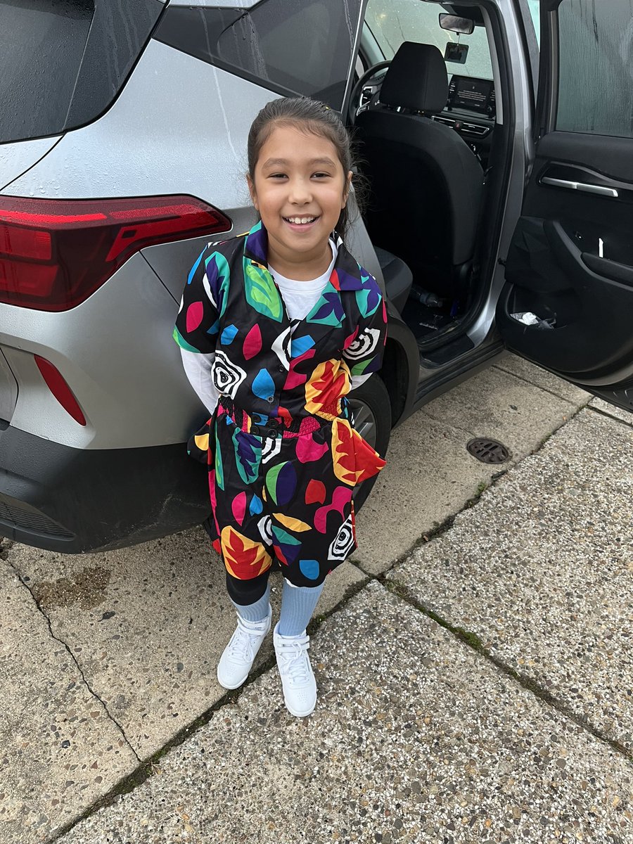 TheReal_Natali's tweet photo. Being #Eleven from #StrangerThings for #Halloween @FOX29philly @MikeFOX29 @KarenFox29 @AlexHolleyFOX29 https://t.co/cYuN4bEb0H