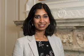 charleshymas's tweet photo. Suella Braverman sent official documents to her personal email on six occasions as Home Secretary, she has admitted as she published her version of events leading up to her resignation over a security breach.
https://t.co/J7xvY0tcmw https://t.co/RdV63x85ep