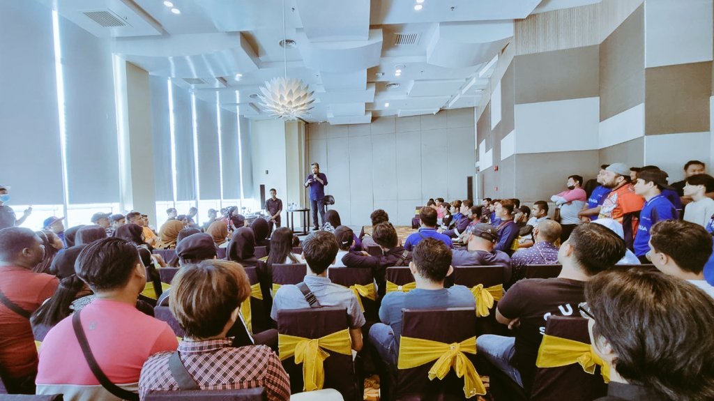 Johari Abdul Ghani on Twitter: "Saya tidak menjangka kehadiran Majlis