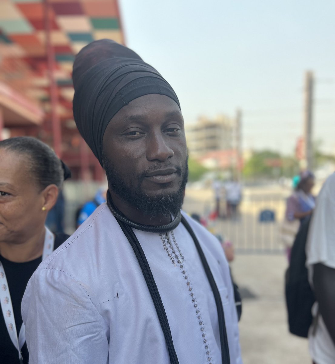 LADYHOOOP's tweet photo. Très lourd le mur collaboratif en hommage aux athlètes sénégalais réalisé par 15 artistes (au niveau de la gare de @Ter_dakar en ville) 🪐

Sadio Mane aura sa tête graffé dans tout le pays d’ici 2 ans à ce rythme là 🇸🇳🪐

#DakarEnJeux #Dakar2026 #YouthOlympicGames #Dakar https://t.co/StnTQyec2D