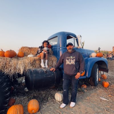 dadbod509's tweet photo. #NewProfilePic https://t.co/4ZXsEqZ3QR