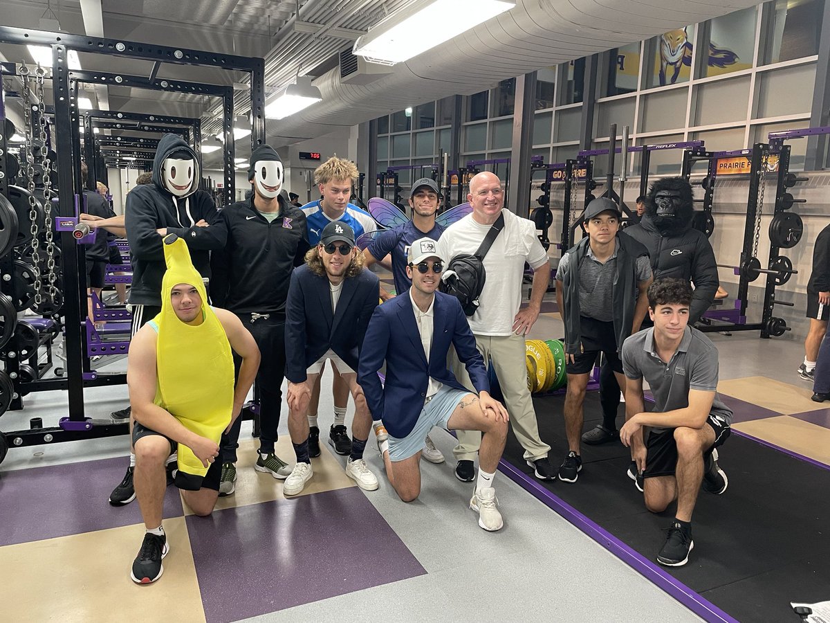 SC_KnoxCollege's tweet photo. First Halloween lift of the day!! https://t.co/3vkPkb1RPz