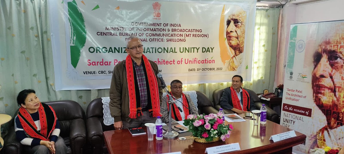 CBCShillong's tweet image. Shri R.K Lyngdoh, Headman, Rngi-Jynriew Rum, Nongthymmai inaugurated the Photo Exhibition on #SardarPatel: The Architect of Unification at the #NationalUnityDay2022 ICOP organized by CBC, Shillong 

@DGNorthEast @PIBShillong @airnews_shi @ddnewsshillong @CBC_MIB