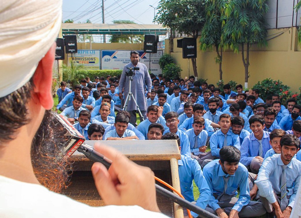syedfaisalsamii's tweet photo. Amazing Training Session held with the students and management of #RIPAH #College in Hafizabad, Punjab Pakistan
کالج RIPAH کے طلباء اور انتظامیہ کے ساتھ محفل میلاد النبی ﷺ اور تربیتی نشست کا انعقاد-- حافظ آباد پنجاب پاکستان https://t.co/1PPobxp0zk
