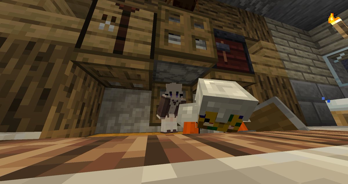 SmpStarIight's tweet photo. Suvtal and golden in a whole #Minecraft #twitch #smp #TwitchStreamers https://t.co/iDrcW4jGnn