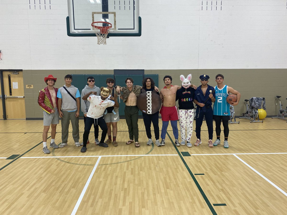 Halloween Morning fun! 

#PonyBoys