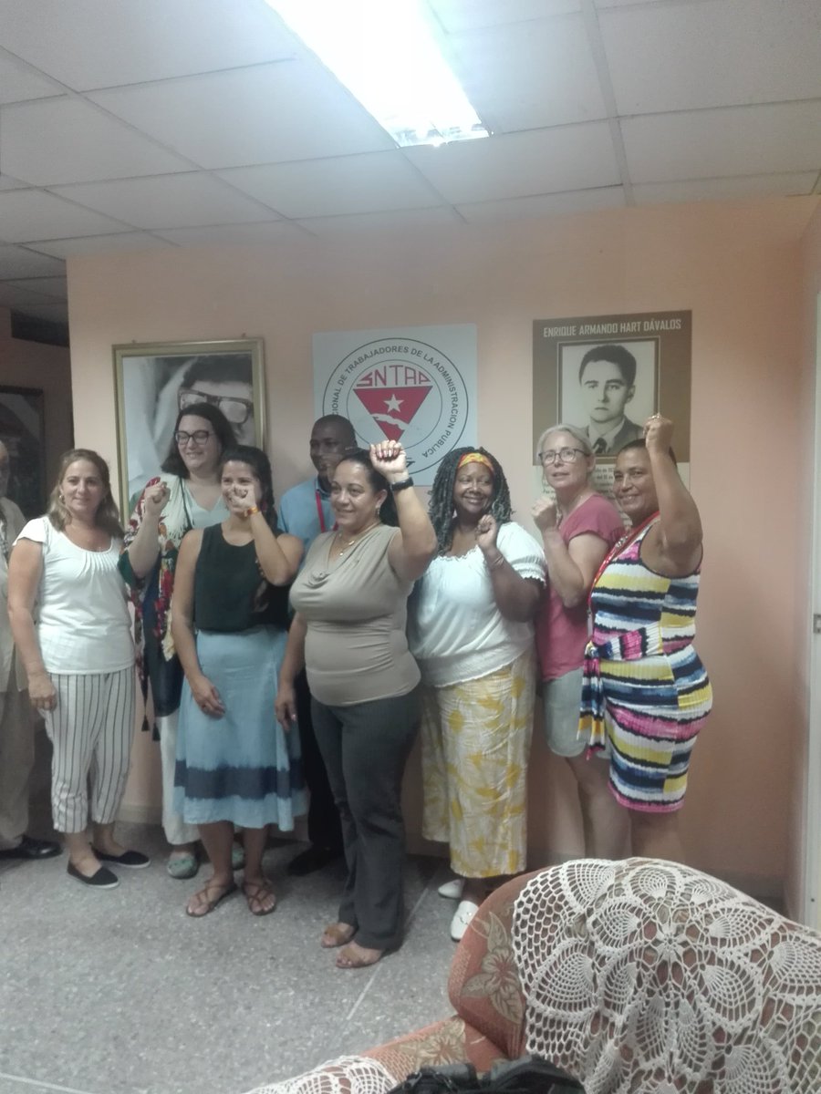 PieterTerry's tweet photo. Sindicalistas canadienses de #CupeBC,se pronuncian contra el bloqueo yanqui hacia #Cuba,viva la solidaridad.#MejorSinBloqueo.
@DiazCanelB
@UlisesGuilarte
@CubaCentral https://t.co/MqEraVQynO