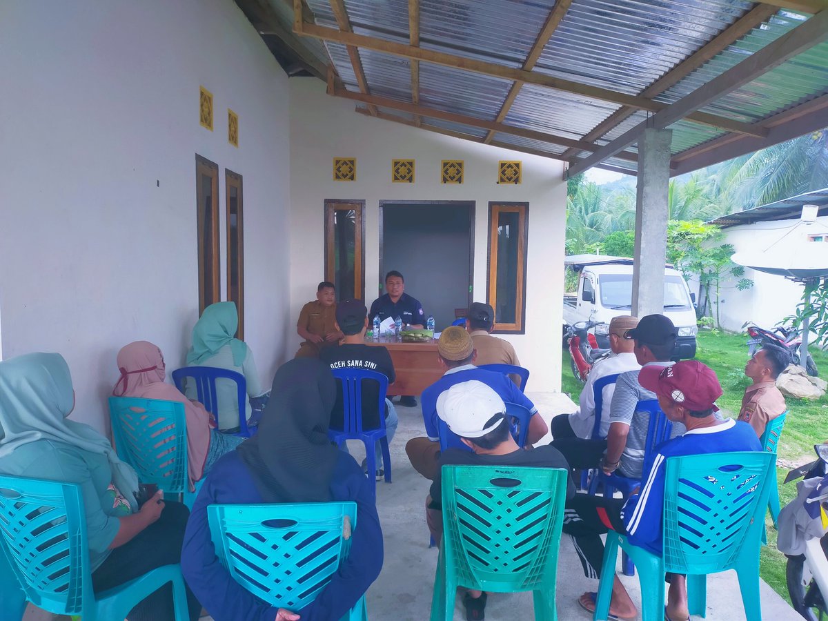 YahyaRonal's tweet photo. Penyuluhan Pemahaman Perkoperasian pada kelompok masyarakat Tani yang ingin membentuk koperasi di Kec. Pulubala.
@kemenkopukm
@penyuluhkoperasi
#kemenkopukm
#depcoop
#penyuluhkoperasi
#koperasiIndonesia
#ppklkemenkopukm
#ppklgorontalo
#aktivatorkoperasi
#perkoperasiankeren https://t.co/Ti5WIB3R2d