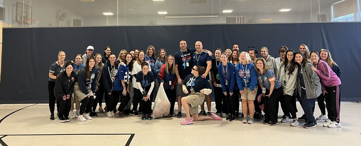 Happy Halloween! In honor of @vincentbutka07 and his impending retirement, the <a href="/NutSwampSchool/">NutSwamp School PTA</a> staff dressed as Mr. Butka (PE teachers who love Yankees/Knicks/Giants) for Halloween!!!