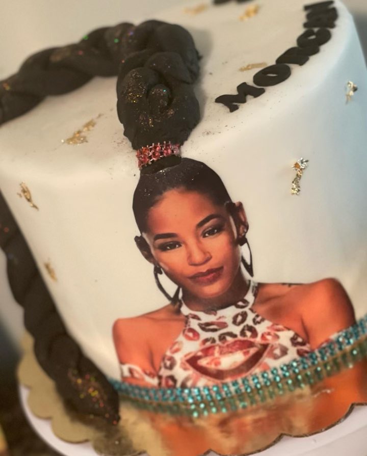QueenieJ_SMP's tweet photo. @BiancaBelairWWE Marble Cake💋
#WWE #SurpriseMePastry #FightNight #Cake #CakeDecor # https://t.co/OphTA3Z0bs