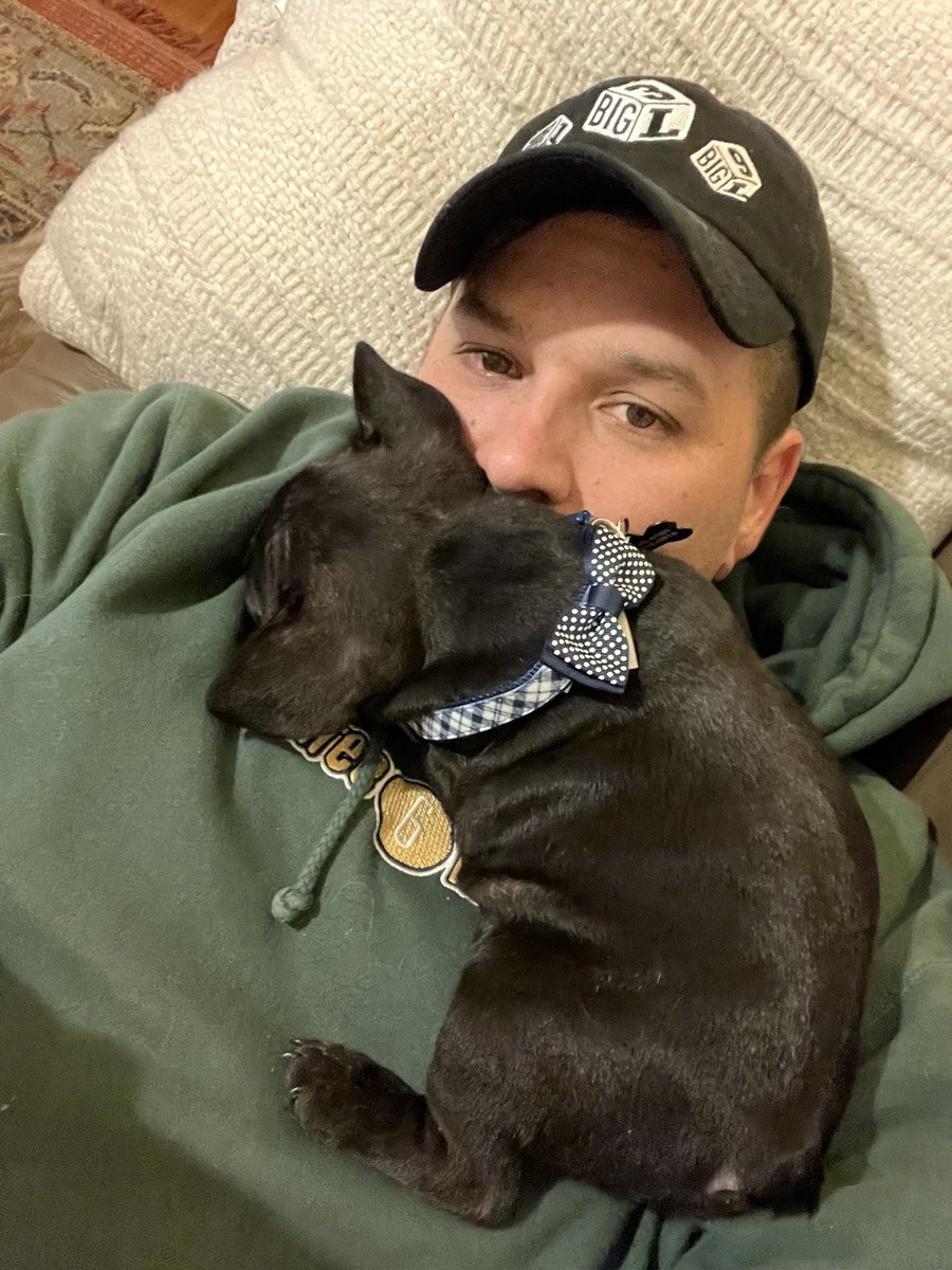 TravisHufton's tweet photo. We got a new baby yesterday, everybody say hi to Dru! https://t.co/waf7rqXDU4