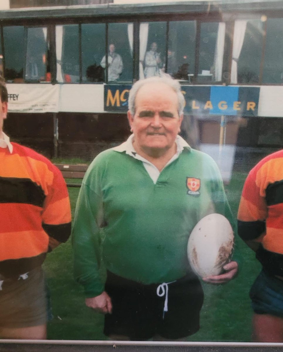 lurgan_rfc's tweet image. It is with the heaviest of hearts that we share the passing of our treasured Club Legend Gordon Bell. Gordon was a friend to everyone and he will be sorely missed. He loved his Club and was our most ardent supporter. Our thoughts and prayers are with Gordon’s immediate family.