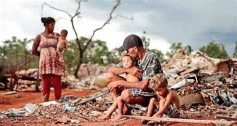 srlm's tweet photo. TEMOS uma #AGENDA INADIÁVEL.

a partir de 1/1/23, temos um ENCONTRO marcado com o FUTURO; um compromisso de DERRUBAR MUROS invisíveis que nos separam E criar SOLUÇÕES para um PAÍS RIQUÍSSIMO em recursos que ao mesmo tempo tem um LEGADO social INACEITÁVEL: https://t.co/xEkfxQXGsx. https://t.co/GEjPqEdzl7