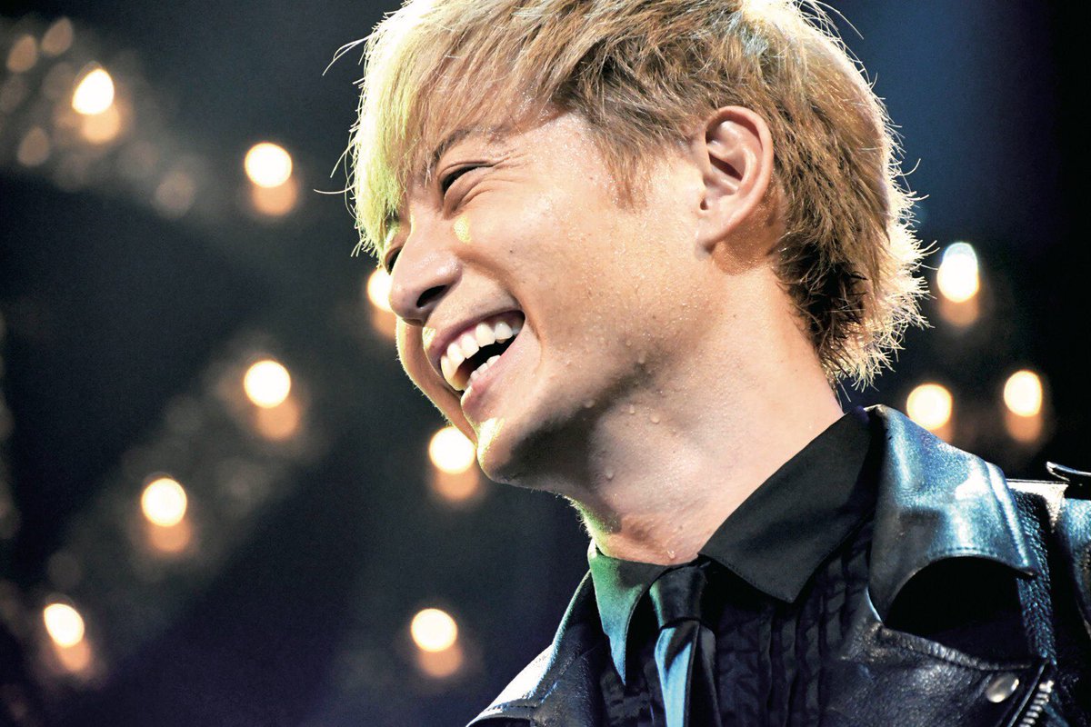 Y_esp_to's tweet photo. 17年間お疲れ様でした❣️
2014年から啓司さ��ファンで居れた事で、沢山の幸せと感動を貰いました💞
ありがとうございます🥰
・
これからの啓司さんの人生が写真のように、ずーっと笑顔でありますように🙏✨
・
2022.10.31 EXILE/EXILE THE SECONDファンに終止符。
 #EXILETHESECOND  #黒木啓司 https://t.co/oqiOAw5xYJ